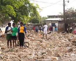Quartiers inondés et morne Bienac aux Gonaïves.